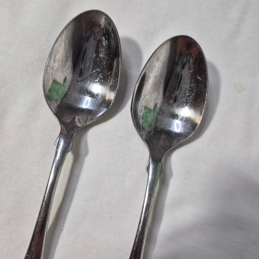 Set of 2 Wm A Rogers Soup Spoons Gloria Montclair Deluxe Stainless‎ Oneida Ltd